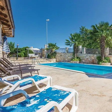 Tatil Evi Puzari Vi Pićan