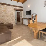 Puzari Vi Pićan