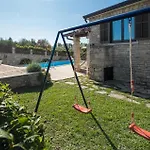 Puzari Vi