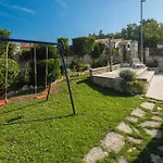 Puzari Vi * Pićan
