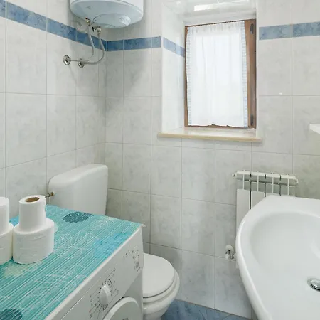 Holiday home Holiday Home Puzari VI *