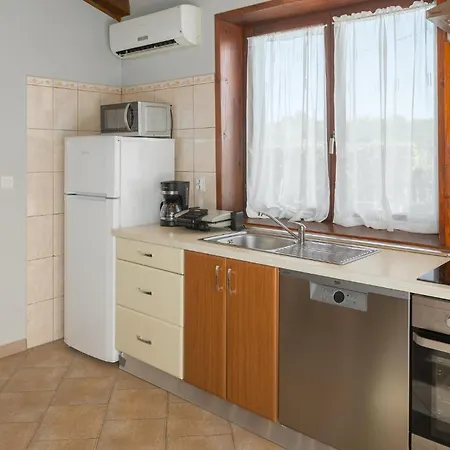 Holiday Home Puzari VI *